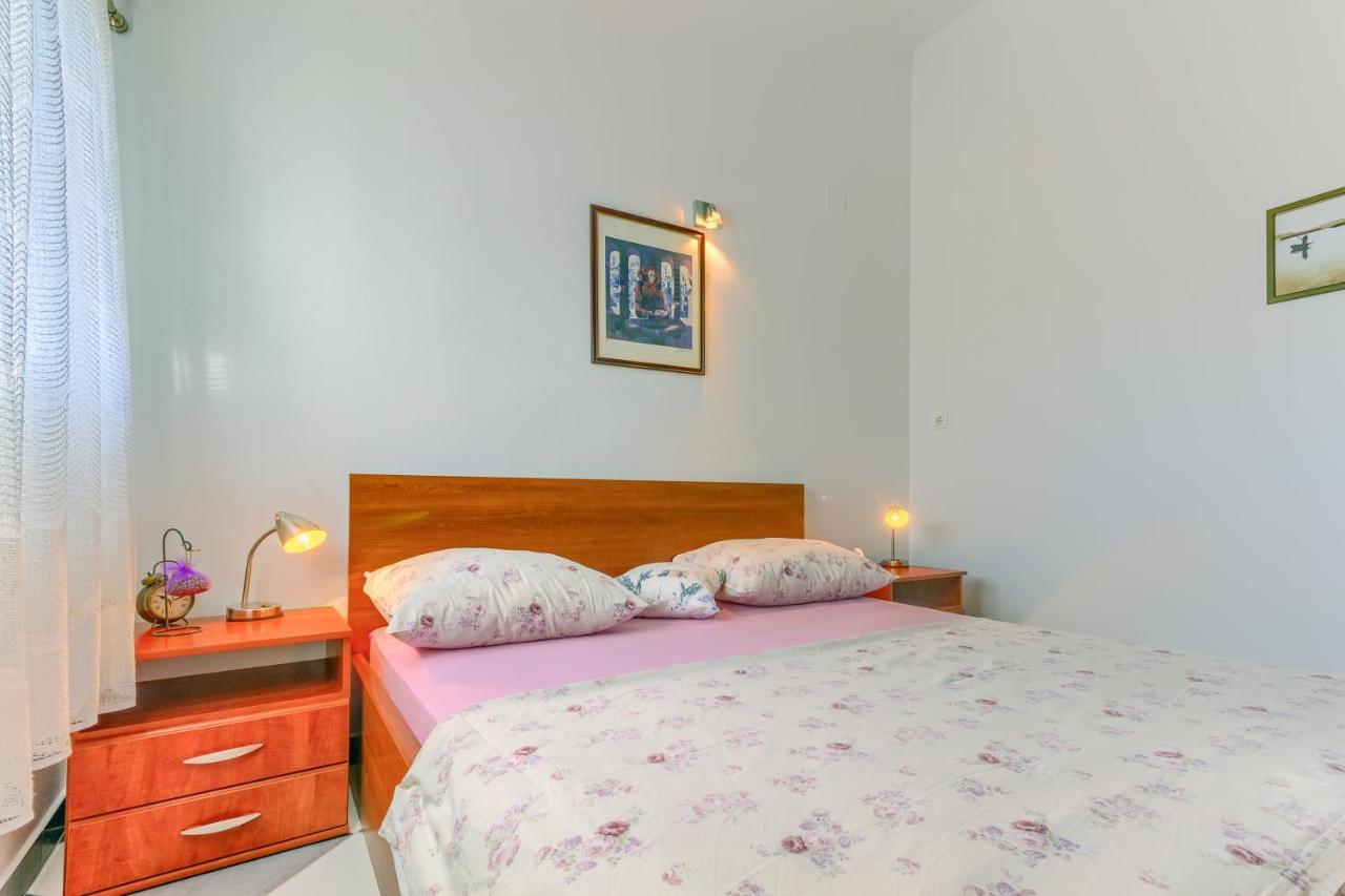 Apartmani Vukicevic Vodice Exterior foto