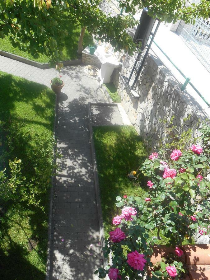 Apartmani Vukicevic Vodice Exterior foto
