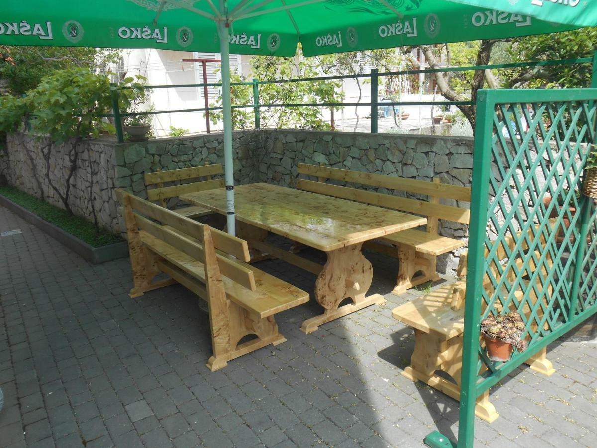 Apartmani Vukicevic Vodice Exterior foto